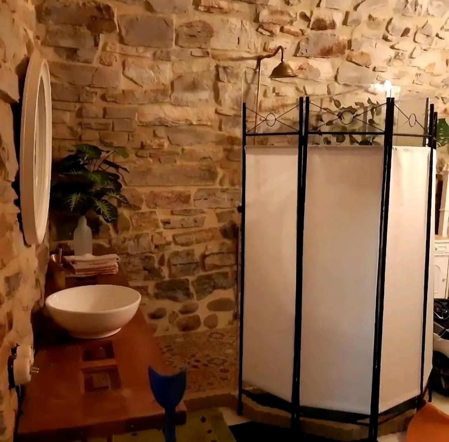 Soggiorno In Una Cantina Antica Del'500, Struttura Privata, Non Albergo Colombaro  Extérieur photo